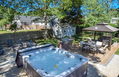 Bass River Casa | Walk to Bass River Beach Game Room!