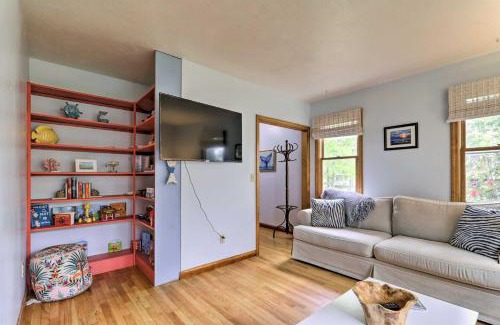 Hyannis Casa | Walk to Beach and Main Street Hyannis Cottage