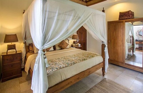 Sanur Villa | ¡Camina hasta la playa, cafeterías y spas! Tarifas especiales para 2017!