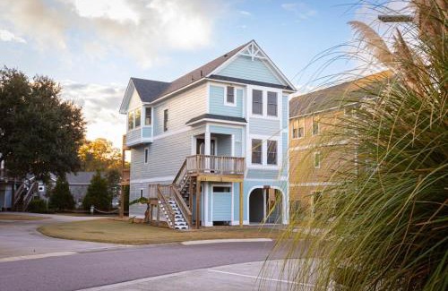 Corolla Light Casa | Walk to Beach Hot Tub Resort with Community Pool