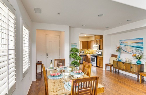 Oxnard Casa | Walk to Beach: Luxe San Buenaventura Villa!