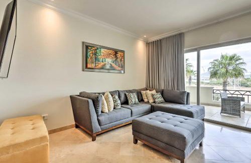 El Medano Ejidal Apartamento | Walk to Beach Modern Cabo Condo with Balcony!