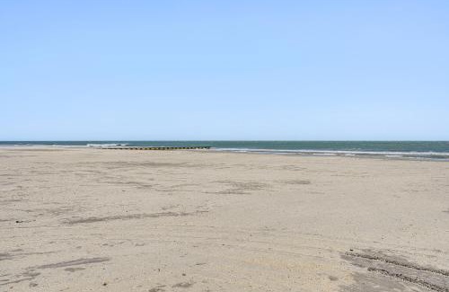 Cape May - Wildwood Apartamento | Walk to Beach North Wildwood Condo with Pool Access