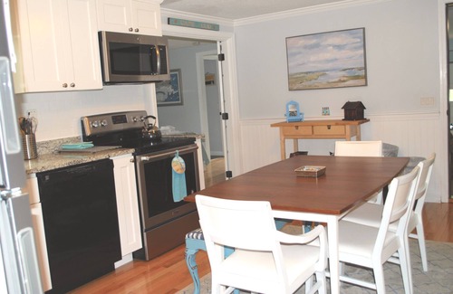 West Yarmouth Casa | Walk to Beach - Renovated Cape Cod Ranch - 3 Bed w/ Game Room, Central AC & WiFi