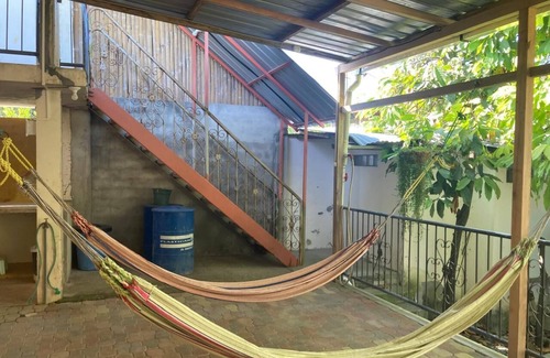 Atacames Apartamento | Walk to beach San Carlos, Tonsupa, Ecuador, WiFi, AC Vacation Apartment