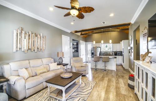 Gulfport Casa | Walk to Beach Stunning Gulfport Getaway