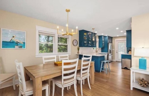 Kill Devil Hills Casa | Walk to beach, hot tub, dog friendly, fenced yard, ev charger