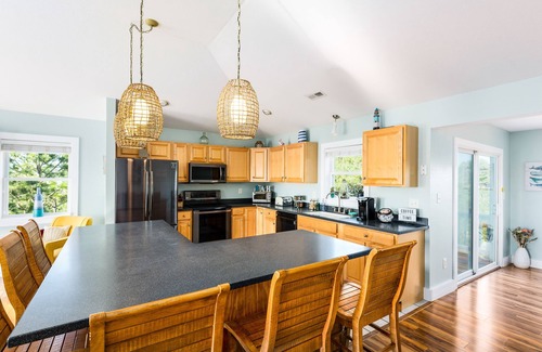 Salvo Casa | Outerbanks - Views - Hot Tub - Heated Pool - 2026 Bookings Open! Dog Friendly