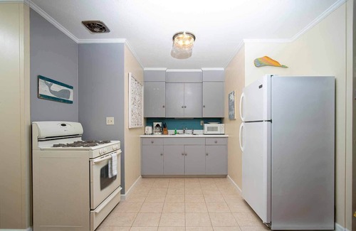 Hyannis Apartamento | ¡NUEVO LISTADO! Captain Gosnold Village - Casa de campo de 1 dormitorio (16A) - A pie de la playa y de la calle principal