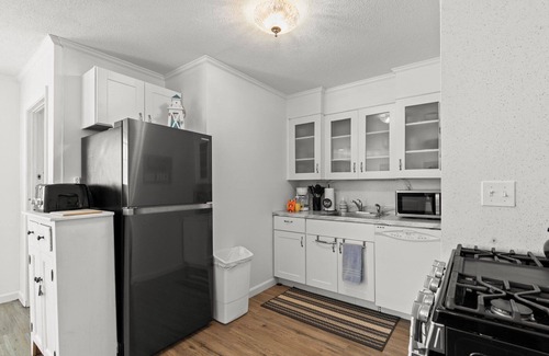 Hyannis Apartamento | ¡NUEVO LISTADO! Captain Gosnold Village - Casa de campo de 2 dormitorios (Unidad 8AB) - A pie de la playa y la calle principal