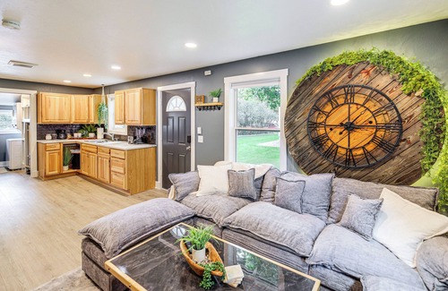 University District Casa | Walk to Campus & Riverfront Park: Missoula Gem!