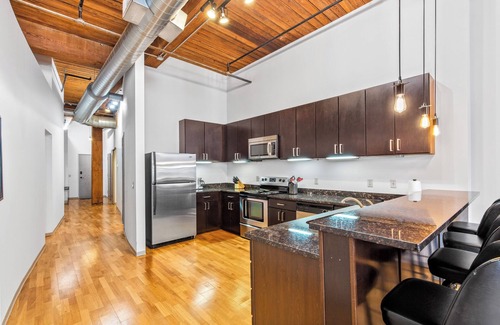 Downtown St. Louis Apartamento | Walk to City Museum & Convention/Events-DWTN 2 Bed Loft
