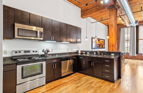 Downtown St. Louis Apartamento | Walk to City Museum & Convention/Events-DWTN 2 Bed Loft