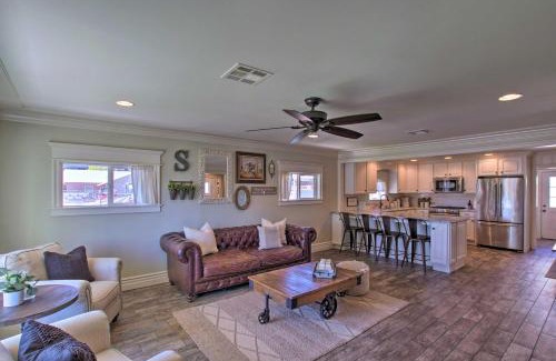 Gilbert Casa | Walk to Downtown Gilbert Home with Fire Pit!
