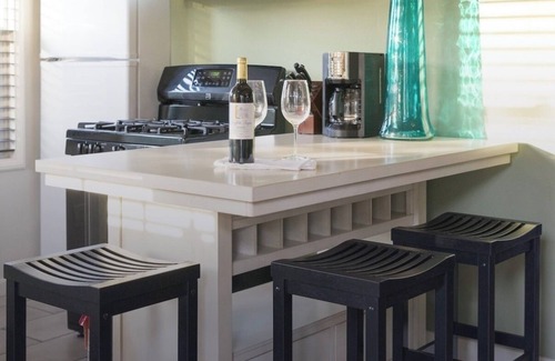 Napa Casa | Walk to downtown, Oxbow, BottleRock, nightlife, dining & shops! Spa and more!