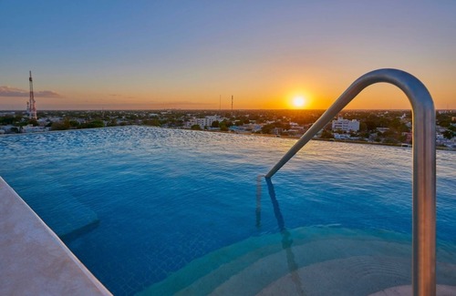 Zona Paseo Montejo Casa | Walk to Everything from Your Mérida Marriott City Express Rooms - 4 Units