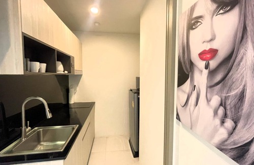 Kamala Apartamento | Walk to Kamala beach, Oceana sea view studio