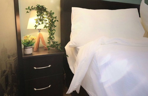 Medini Cama Y Desayuno | Walk to lagoland🏰🏰cozy and relaxing unit,make your holiday happy