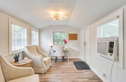 Dixieland Apartamento | Walk to Lake Hunter Cozy Pet-Friendly Studio!