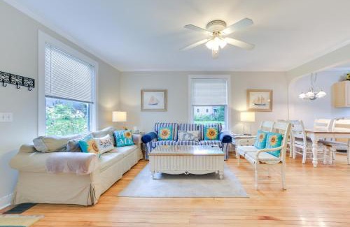 Charlevoix Casa | Walk to Lake Michigan Pet-Friendly Charlevoix Gem