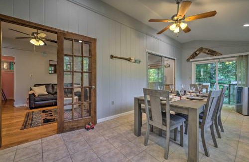 Greentown Casa | Walk to Lake Wallenpaupack Greentown Getaway