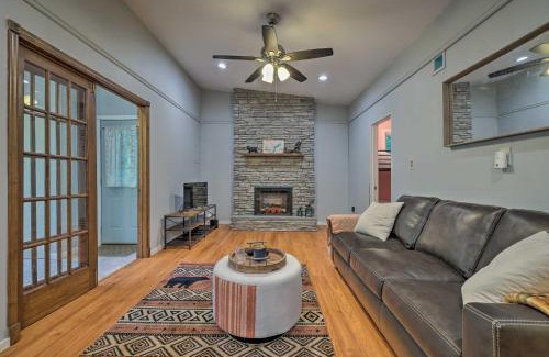 Greentown Casa | Walk to Lake Wallenpaupack Greentown Getaway