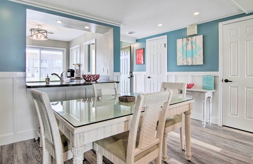 Caine Woods Casa | Walk to Maryland Beach: Canal-Front Escape w/ Dock