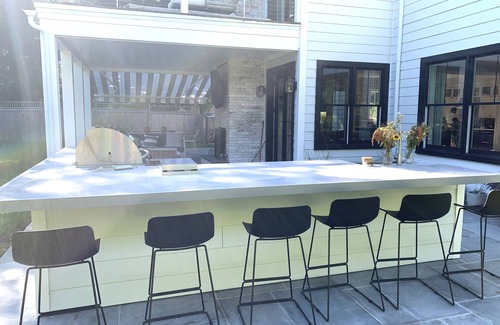 Amagansett Lanes Casa | Walk to Ocean Beach & Town from NEW 6 Bedroom Home on Hedges Lane