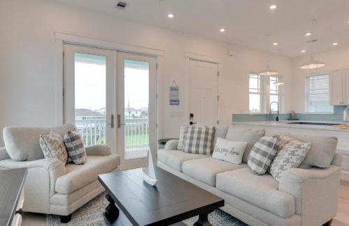 Surfside Beach Casa | Walk to Ocean Home with Deck in Surfside Beach!