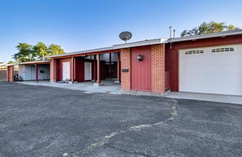 Paradise Hills Civic Apartamento | Walk to Paradise Hills Golf Course Condo with Patio