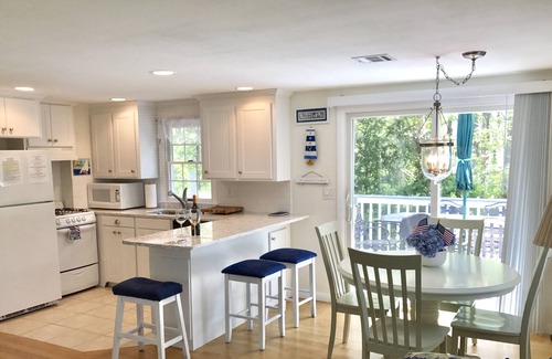 West Chatham Casa | Camina hasta la playa de Ridgevale, Central Air, capacidad para 6 mejores playas familiares en Chatham