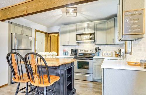 Hamlin Casa | Walk to Roaming Woods Lake: Home w/ Fire Pit!