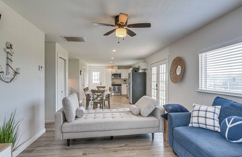 Surfside Beach Casa | Walk to Sand: Surfside Beach Getaway w/ Deck