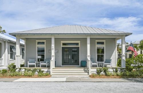 Seacrest Beach Casa | Walk to Seacrest Beach Resort Pool Modern 3BDR Free Wheelin by AvantStay