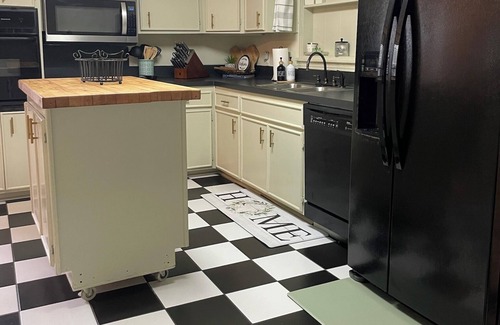 Nacogdoches Casa | Walk to SFA, Centrally located 3 bedroom in historic Pecan Street Neighborhood
