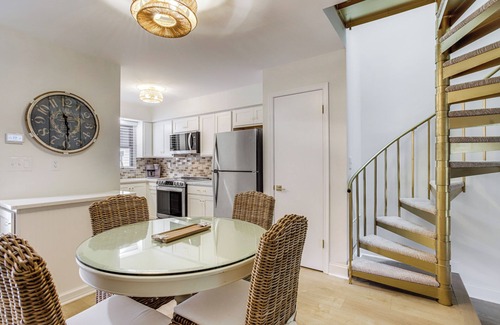 Bethany Beach Casa | Walk to Shore & Boardwalk: Bethany Beach Retreat