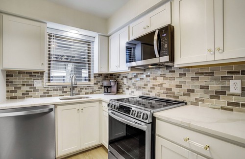 Bethany Beach Casa | Walk to Shore & Boardwalk: Bethany Beach Retreat