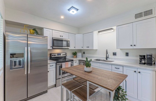 Tempe Apartamento | Walk to Sights! 5 min to ASU/Mill and Scottsdale!