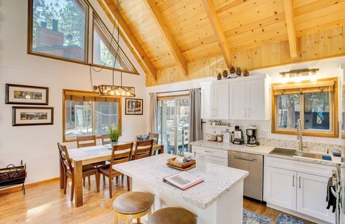 Summit Estates Cabina | Near Chairlift & Shuttle: Big Bear Lake Cabin!