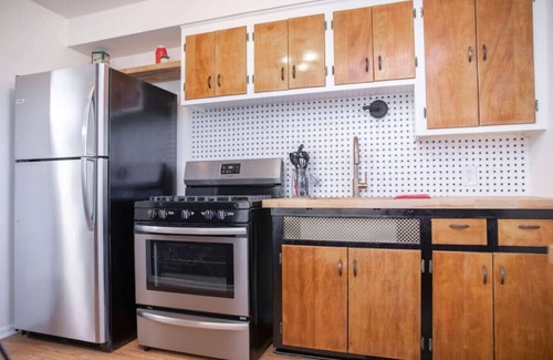 Grandview Heights Apartamento | Walk to Stadium | Starbucks on Corner | Near Shops