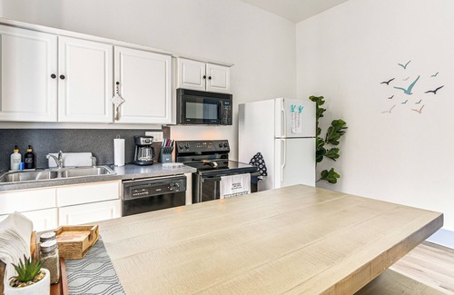 Galveston Apartamento | Walk to Strand District: Historic Galveston Home