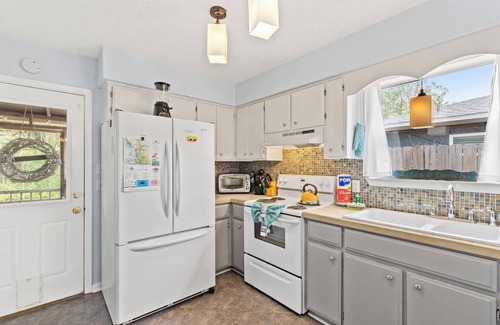 Panama City Casa | St. Andrews Sleeps 4 Walk to dinner & the bay!