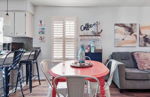 Panama City Casa | St. Andrews Sleeps 4 Walk to dinner & the bay!