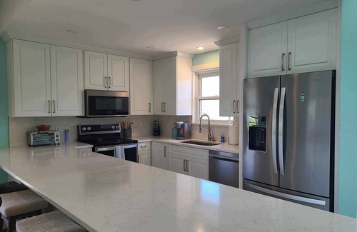 The Dunes Casa | Just Renovated. Well Stocked! Serenity and Shelling Oasis. Walk to the Beach.