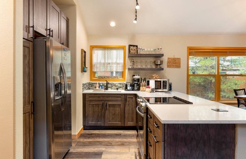 Mountain House Casa | Walk to the Lifts/Private Garage/Hot Tub Access/Custom Kitchen
