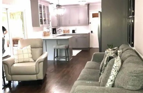 National Hills Casa | Walk to the Masters! Less than one mile from the Augusta National.