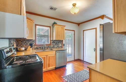 Lawton Casa | Walk to Town & 3 Mi to Fort Sill: Home in Lawton!