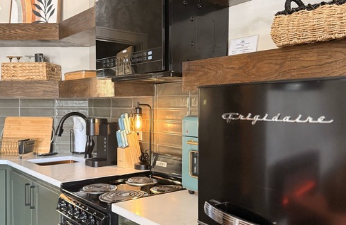 Ocean Springs Casa | Walk to town and beach
