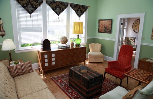 Mount Airy Casa | Walk to Wally's Service Station!!!