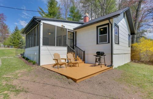 White Lake Casa | Walk to White Lake Family Home with Deck and BBQ